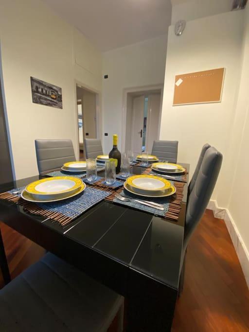 Apartamento Casa Delle 5 Giornate Di Milano Exterior foto